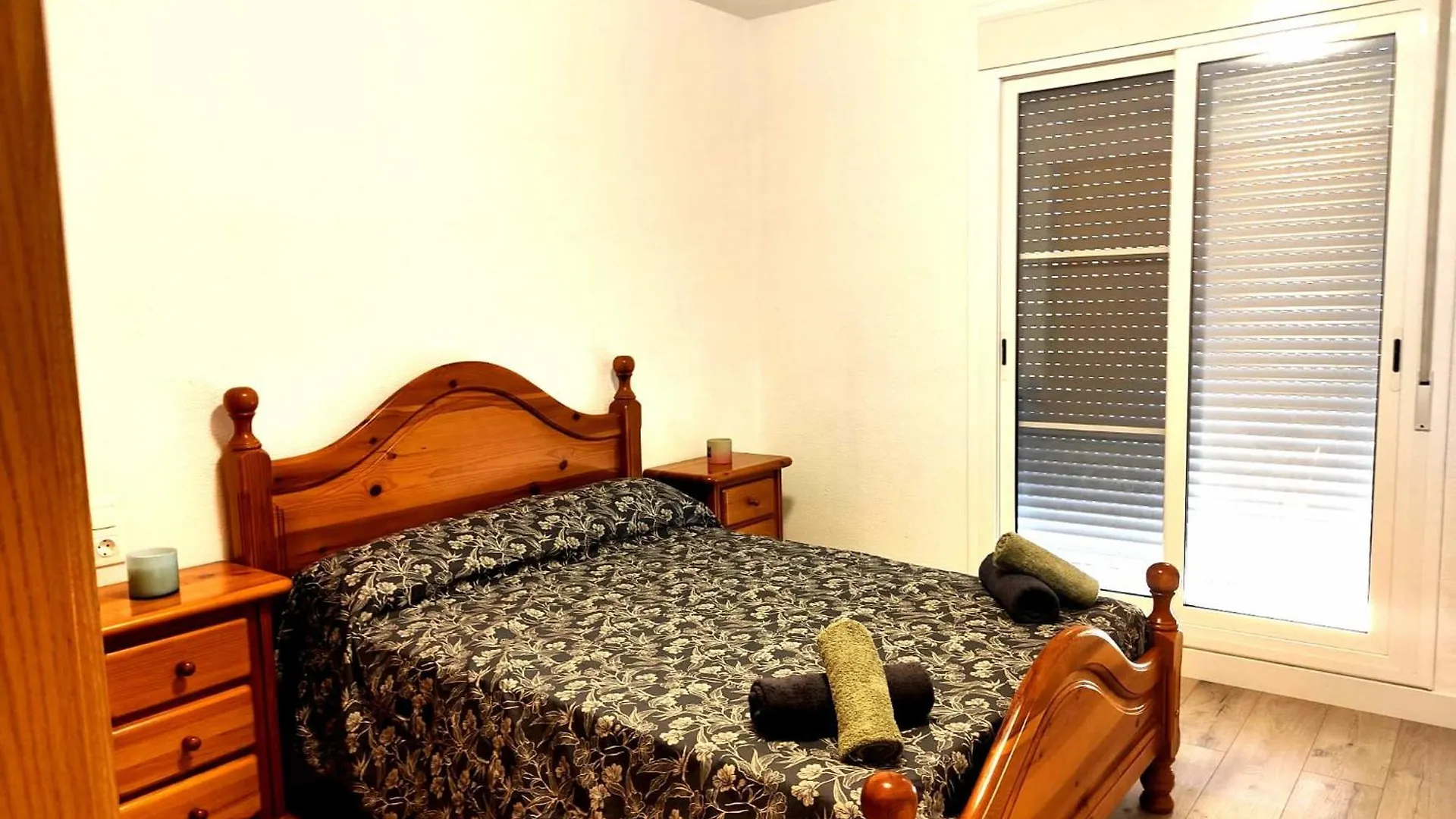 Faro Del Delta Apartment Deltebre Spain